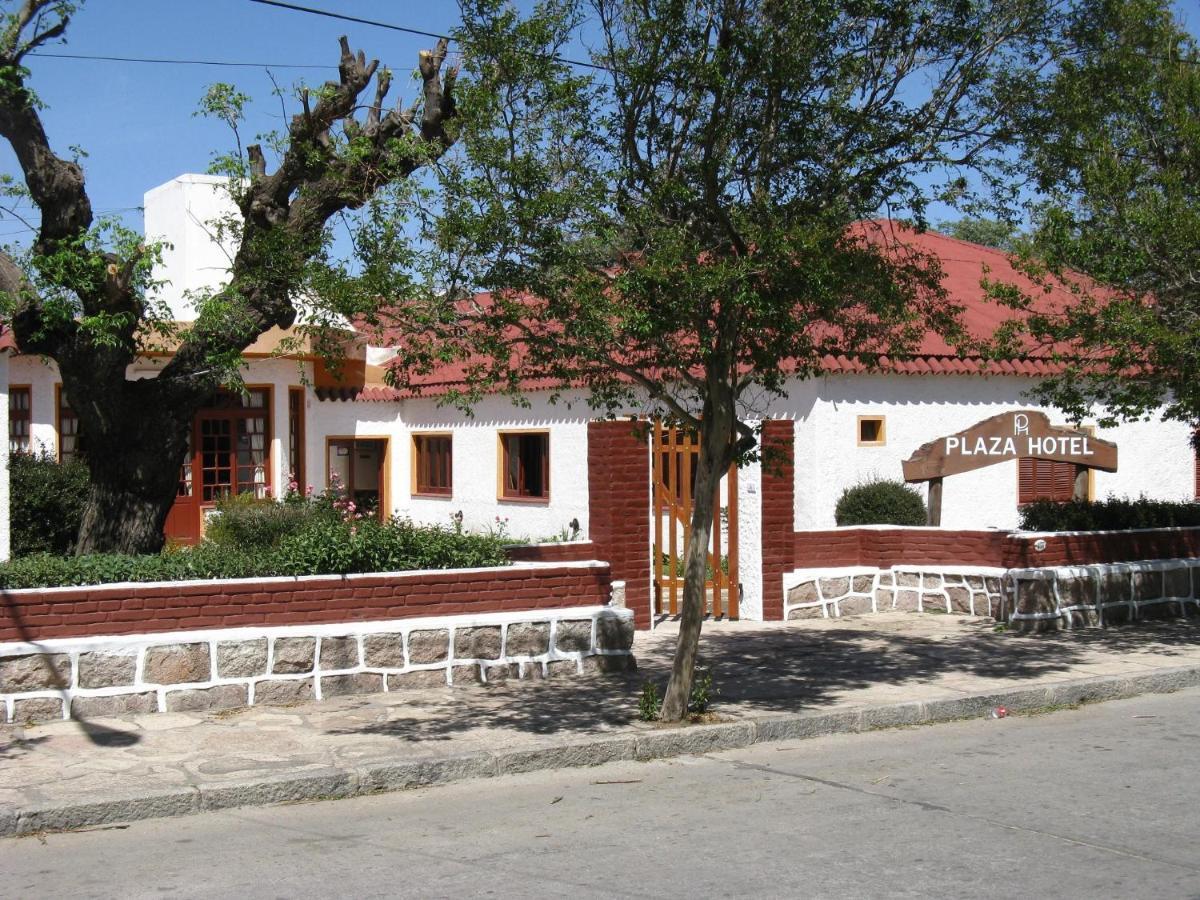 Plaza Hotel Capilla del Monte Exterior photo